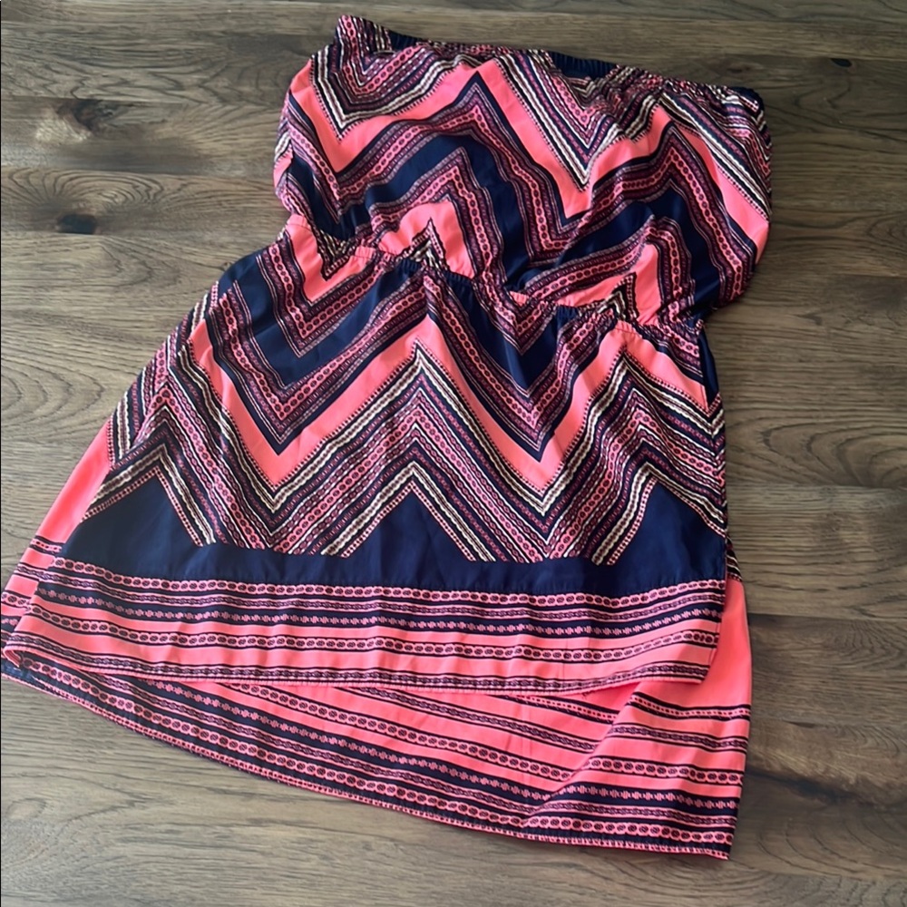 Express Women's Pink/Navy Strapless Short Faux Wrap Dress Medium